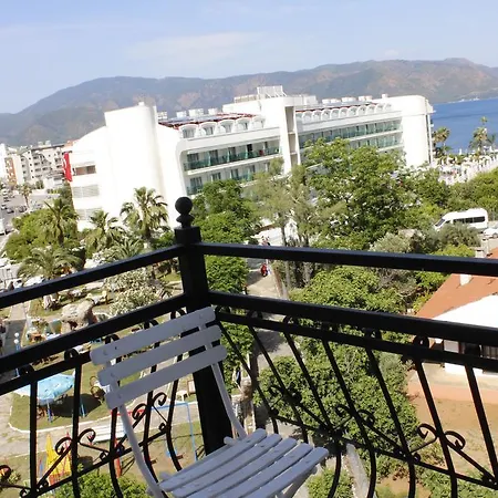 Hotel Pearl Of